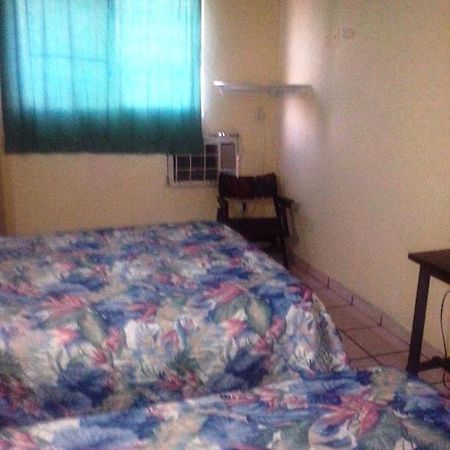 Hotel Atenas Mazatlán Szoba fotó